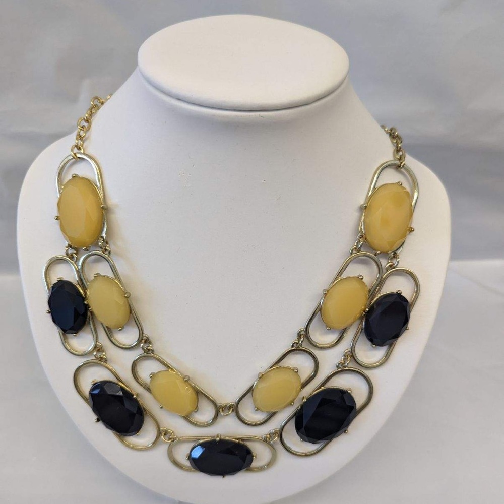 Lily brand statement necklace never worn